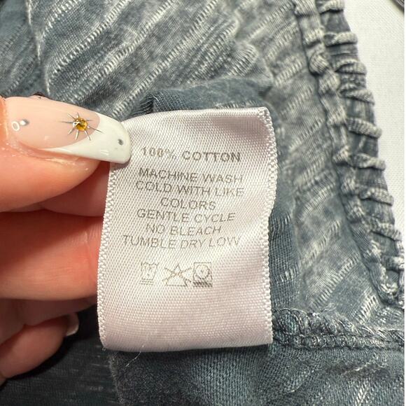 Jess & Jane Abstract Art Deco Tunic Top - Picture 7 of 8